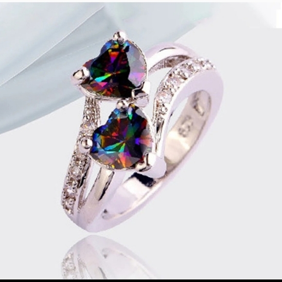 Heart shaped Rings - Picture 3 of 4